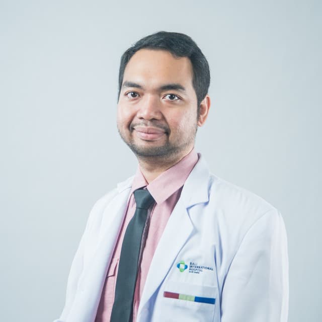 Dr. Adhitya