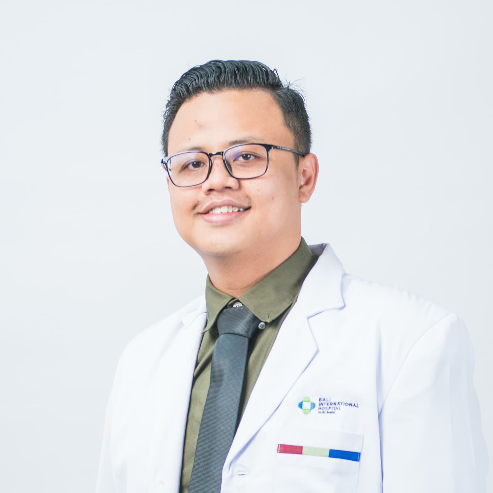 Dr. Komang Sena Adistira, M.Ked.Klin